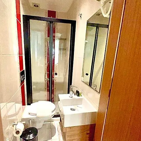 Besiktas Hotel 2*